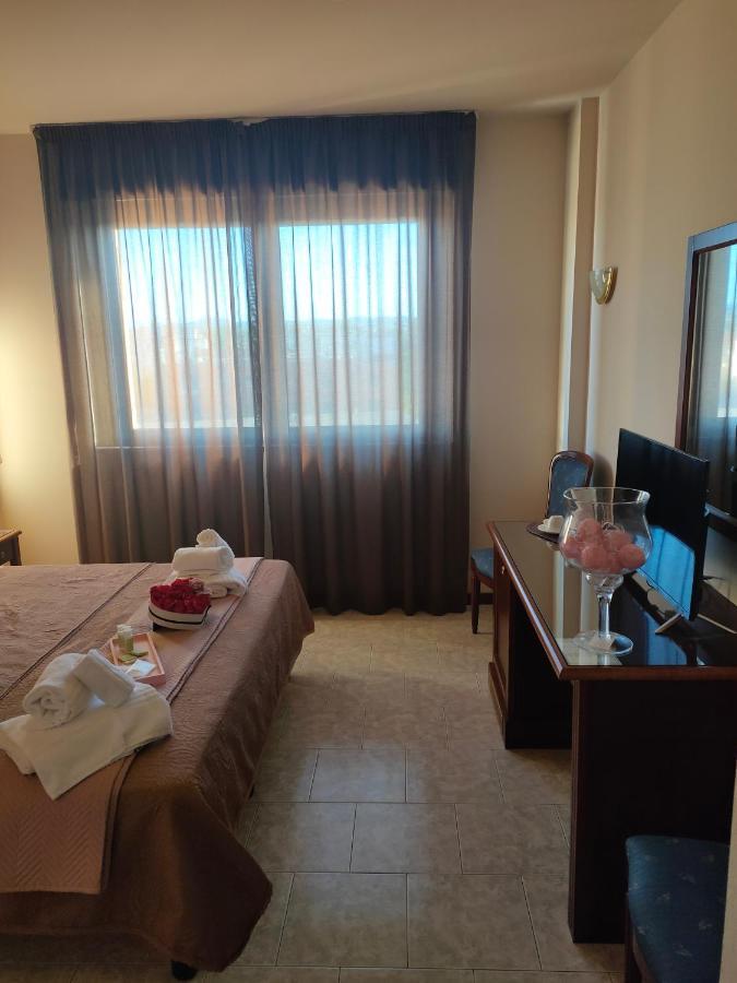 Hotel פידנצה מראה חיצוני תמונה