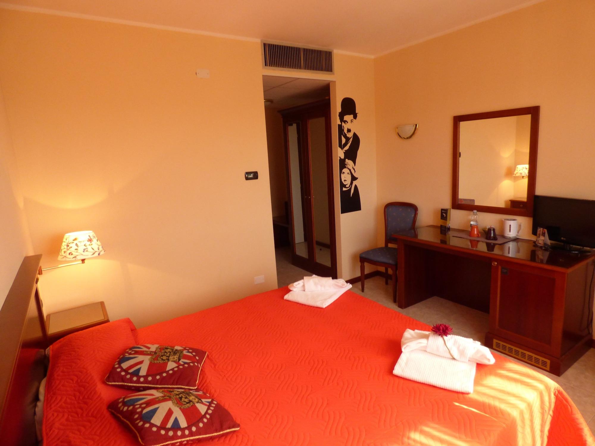 Hotel פידנצה מראה חיצוני תמונה
