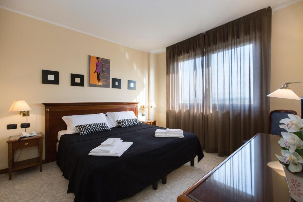 Hotel פידנצה חדר תמונה